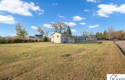 405 Sparks Dr, Granada, MN 56039