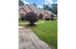 1058 Clabber Creek Drive, Summit, MS 39666