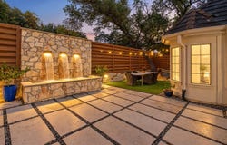 129 CREST VIEW Dr, Lakeway, TX 78734