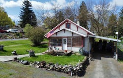 412 Walnut St, Nezperce, ID 83543