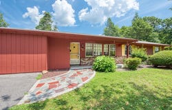 33 Upton St, Brockton, MA 02302