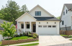 40 Hidden Pond Lane, Brevard, NC 28712