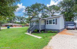 181 Atlantic Avenue, Henry, TN 38231