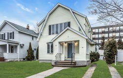 11 Merton Avenue, Lynbrook, NY 11563