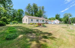 16 Sunnybrook Road, Scituate, RI 02857