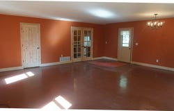 404 S Center St, LoneTree, IA 52755