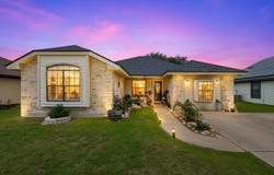 3001 Todd Cir, Ingleside, TX 78362