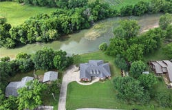 136 Riverview Drive, Anderson, MO 64831
