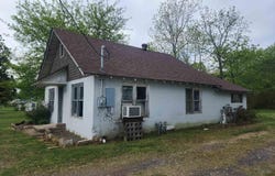 907 S Reine, Mena, AR 71953