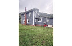 100 Savanna Ln., GALLAGHER, WV 25083