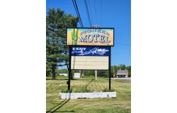 400 US Route 1, Edgecomb, ME 04556
