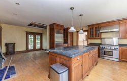 29 Gorham Street, Chelmsford, MA 01824