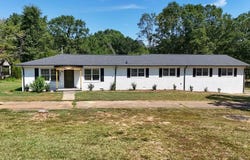 1407 Casey Creek Rd, Chesnee, SC 29323