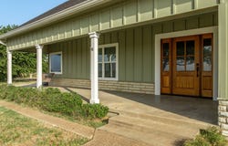 1122 W White Oak Road, West, TX 76691