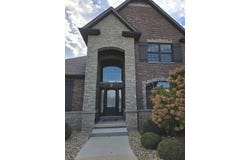 9667 Crossbow Drive N, Bloomington, IL 61705