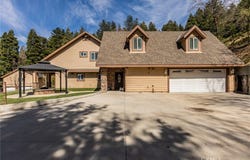 919 Venus Way, Crestline, CA 92325