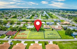 1302 SE 8th Place, Cape Coral, FL 33990