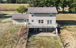 9700 E Ball Road, Centralia, MO 65240