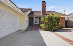 7321 Leescott Avenue, Van Nuys, CA 91406