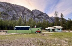 5 STECKER Rd, LAURIER, WA 99146