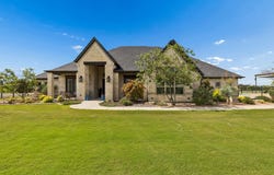 1025 High Point Street, Weatherford, TX 76087