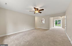 HAMMONTON, NJ 08037