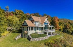 209 Ledgewood Drive, Bethlehem, NH 03574
