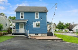 106 Allen St, Netcong Boro, NJ 07857-1226