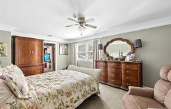 4 Flair Way, Coram, NY 11727