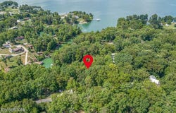 1901 Bootbluff Tr, Dandridge, TN 37725