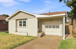827 2nd St, Alva, OK 73717