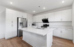 15946 Caterpillar, Fontana, CA 92336
