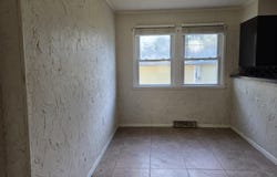 611 S Harrison Avenue, Aurora, MO 65605