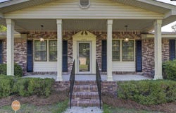 2043 Fairlawn Circle, Cayce, SC 29033