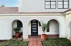 212 MORELOS AVE., RANCHO VIEJO, TX 78575