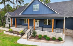 225 Floyd Circle, Scottsboro, AL 35769