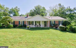 20 HEMLOCK Drive, GLEN MILLS, PA 19342