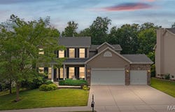 921 Molloy Drive, O'Fallon, MO 63366