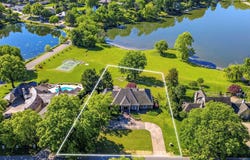 2552 S Skyline Drive, Springfield, MO 65804