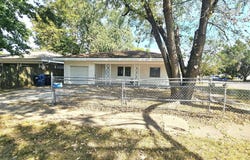 320 E 17th Street, Baxter Springs, KS 66713