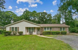 5638 Windham Rd, Milton, FL 32570