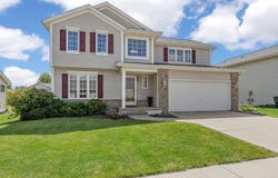 729 74th St NE, CedarRapids, IA 52402