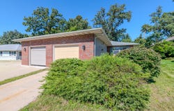 2516 Red Oak Trail, Crest Hill, IL 60403