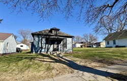 406 1st Avenue, Audubon, IA 50025