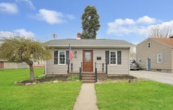 805 E Jefferson Avenue, La Porte, IN 46350