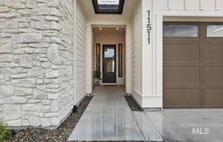 7613 Brown Way, Eagle, ID 83629