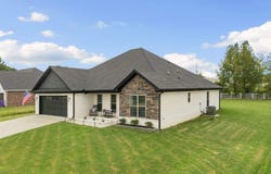 34 Thoroughbred Drive, Vilonia, AR 72173