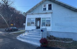 2855 Aqueduct Road, Schenectady, NY 12309