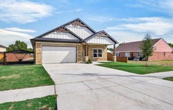 602 Crenshaw Street, Terrell, TX 75160
