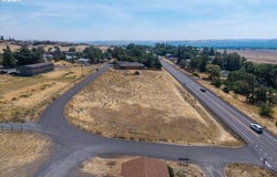 320 KLICKITAT Ave, Lyle, WA 98635